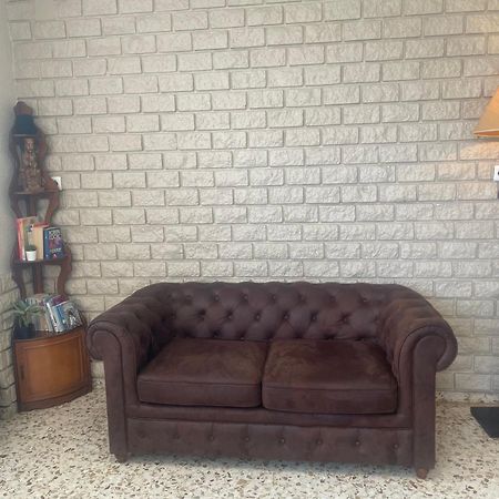 Hostal Moreno Silla Buitenkant foto