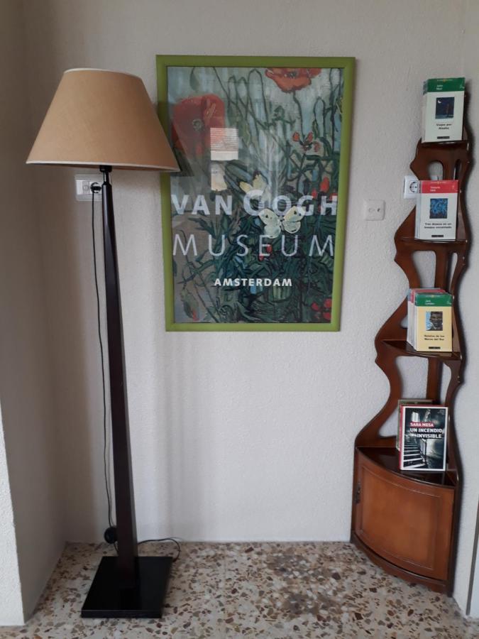 Hostal Moreno Silla Buitenkant foto