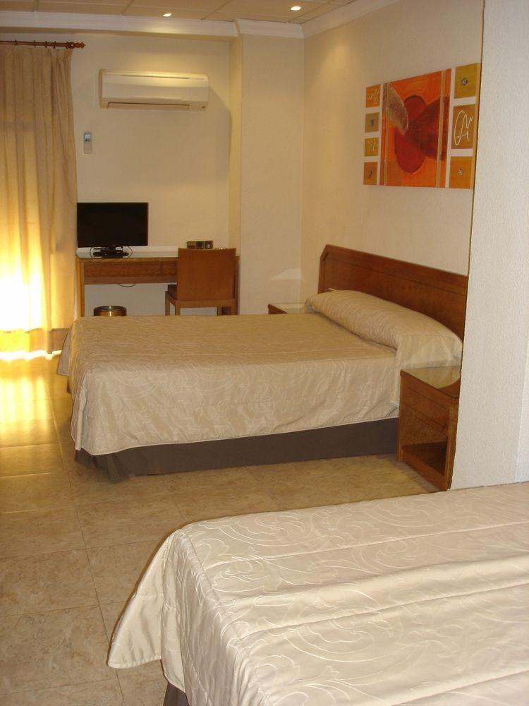 Hostal Moreno Silla Buitenkant foto
